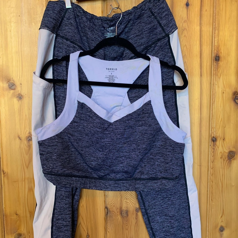 Torrid Sports Bra and Capri Yoga Pants- 3x